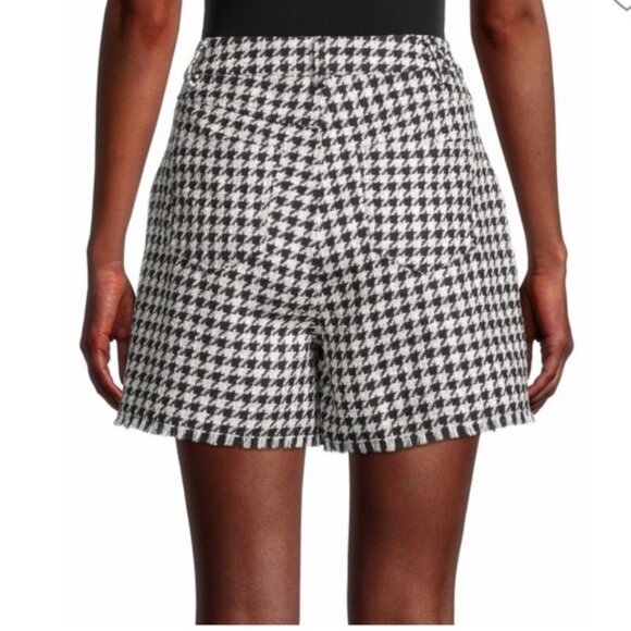 BB DAKOTA Release The Hounds Black and White Tweed Houndstooth Shorts - Picture 2 of 5